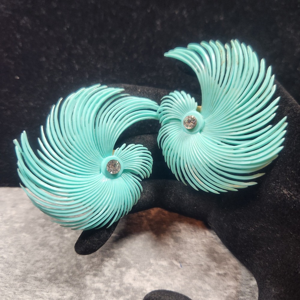 Vintage Turquoise Blue Swirl Rhinestone Statement Clip On Earrings Mid Century - Picture 3 of 11